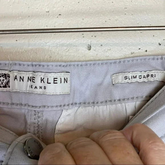 Anne Klein Jeans 2 gray slim capris‎ - Picture 5 of 9